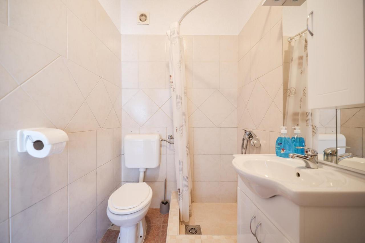 Apartments Miky فرسي المظهر الخارجي الصورة
